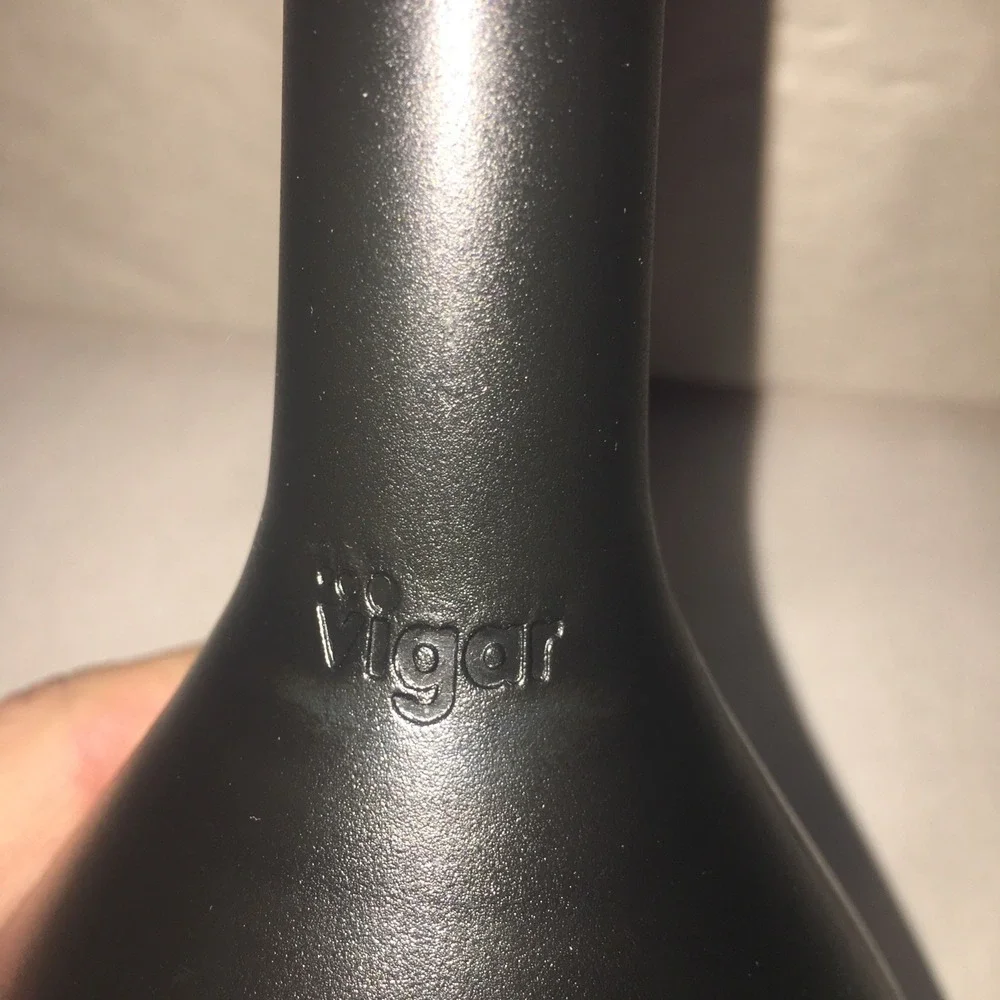 Vigar red rose